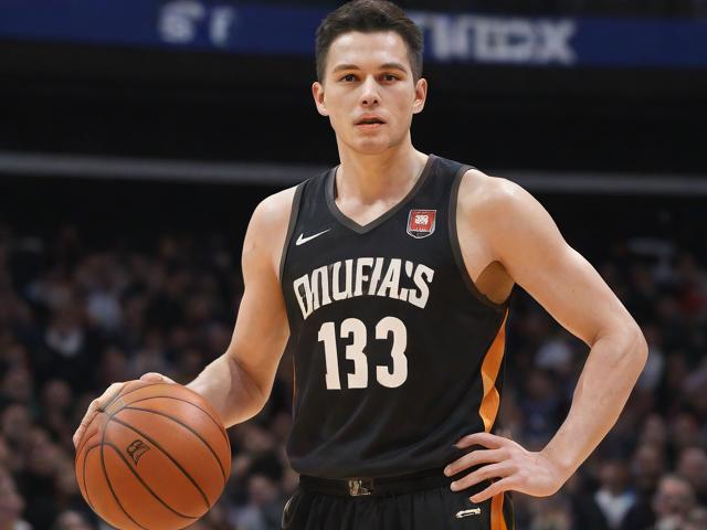 开云体育_ NBA战术的演变：如何适应快速变化的比赛环境？，nba球队战术