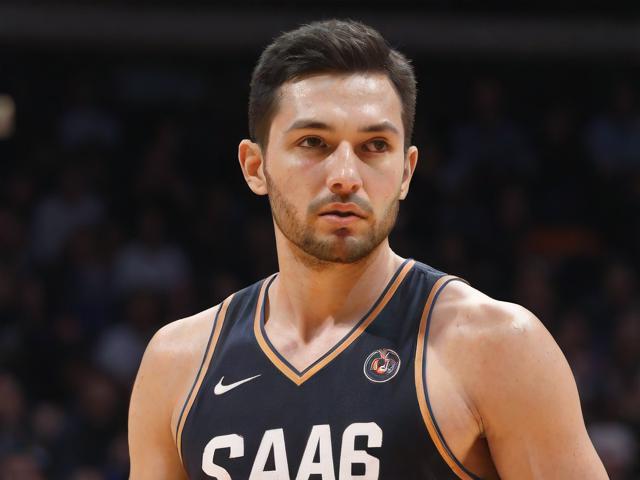 开云体育_ NBA的代表性对抗：记录历史上的经典时刻，nba开打