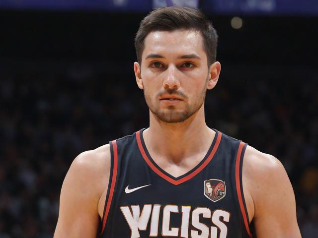 开云体育_ NBA的市场开发：如何吸引年轻观众？，nba开拓者最新消息