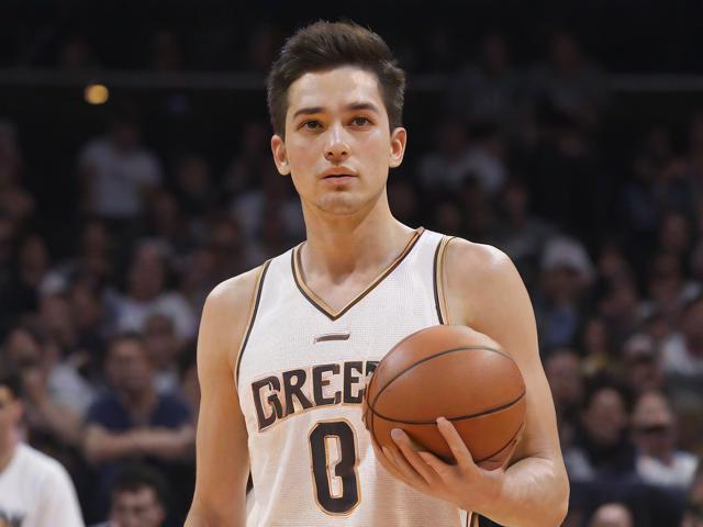 开云体育_ NBA的观众文化：如何吸引更多的年轻球迷？，nba开放观众