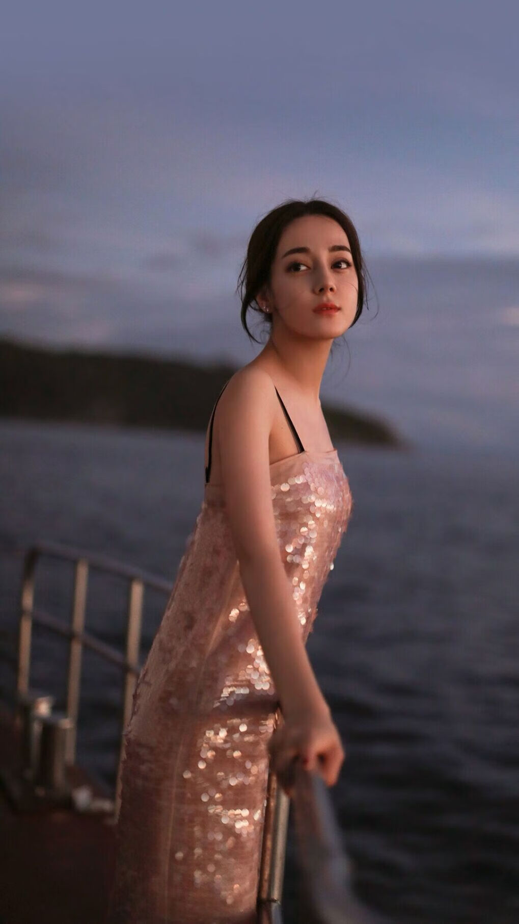 国王战术改革将更多球权交给年轻球员，国王队控卫